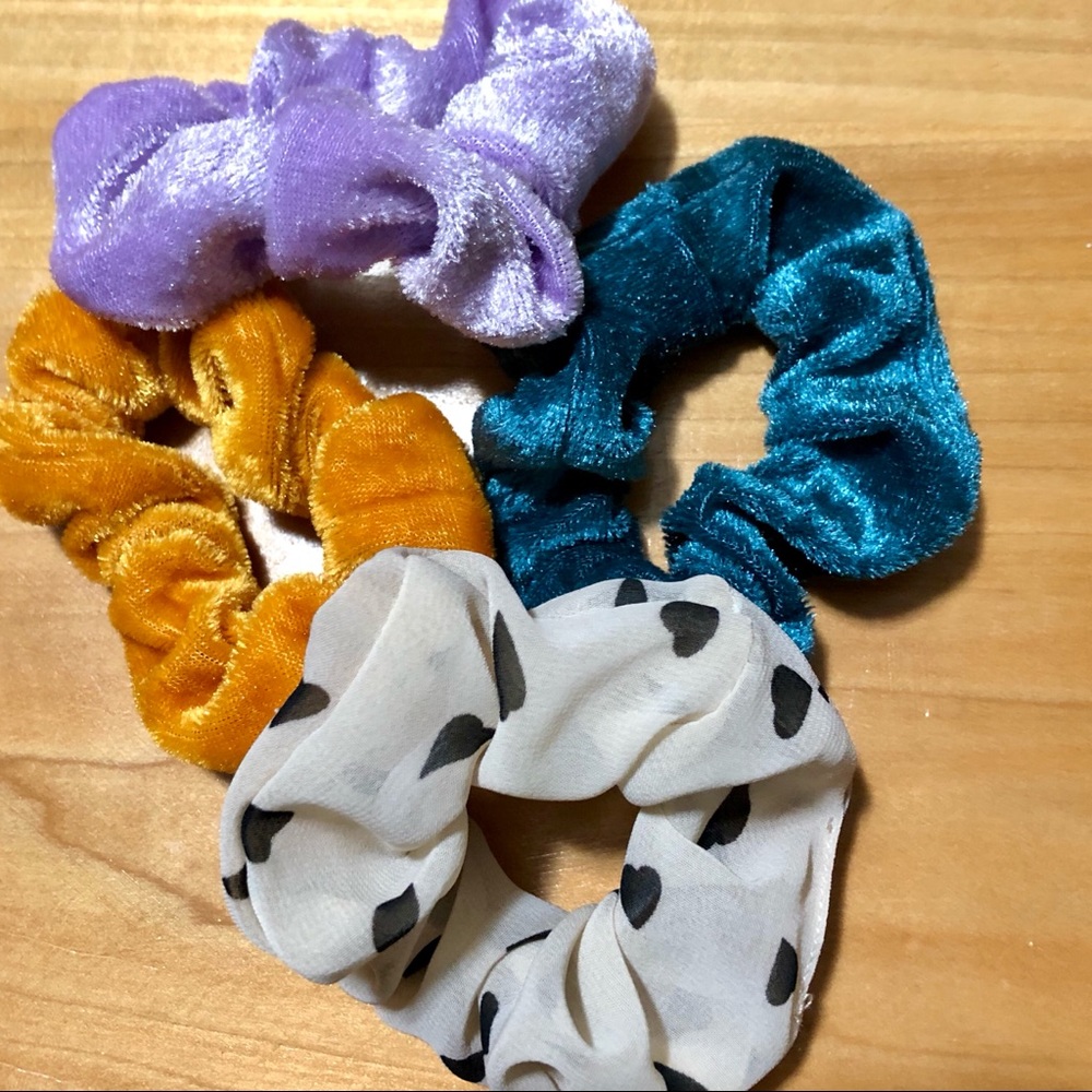 4-Piece Scrunchie Mystery Bundle!